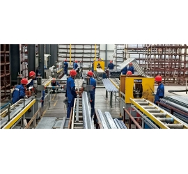 穿条隔热节能生产线